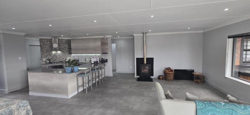 3 Bedroom Property for Sale in Reebok Western Cape
